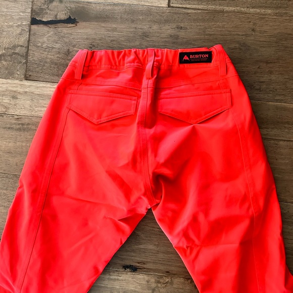 Burton Women’s pink/orange Snow Pants - Picture 5 of 5